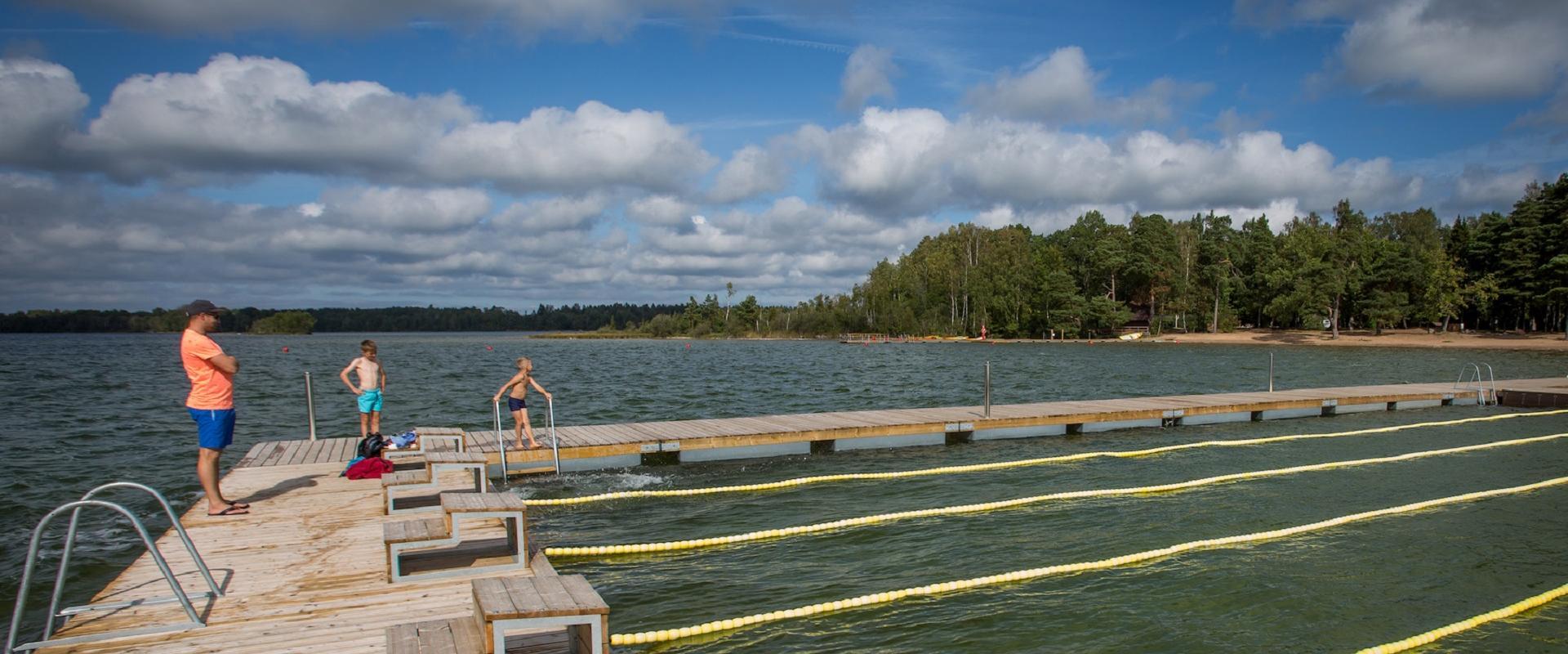 Lake Karujärv and beach